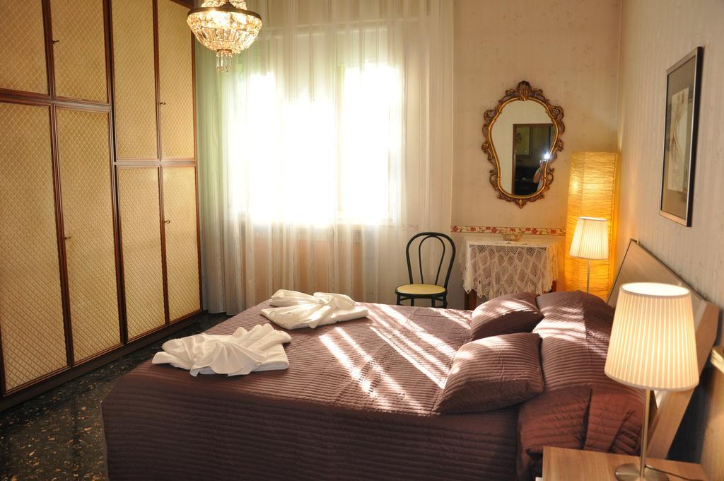 B&B Villa Marsa Bolonia Habitación foto